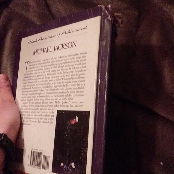 Michael Jackson Entertainer - Picture 2 of 2